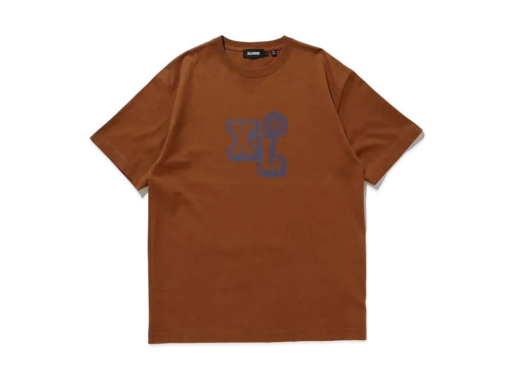 XLARGE COLLEGE LOGO S/S TEE "Brown"