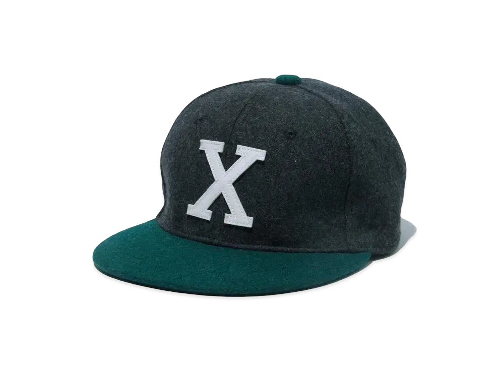 XLARGE BI COLOR FRONTPATCH CAP "Black"