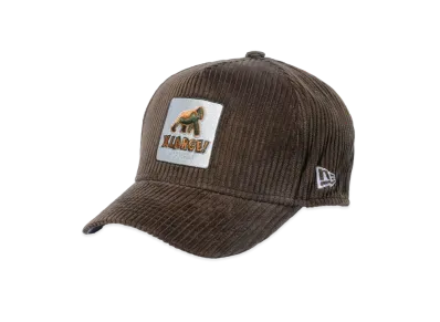 XLARGE x NEW ERA WALKING APE SNAPBACK CORDUROY CAP "Brown"