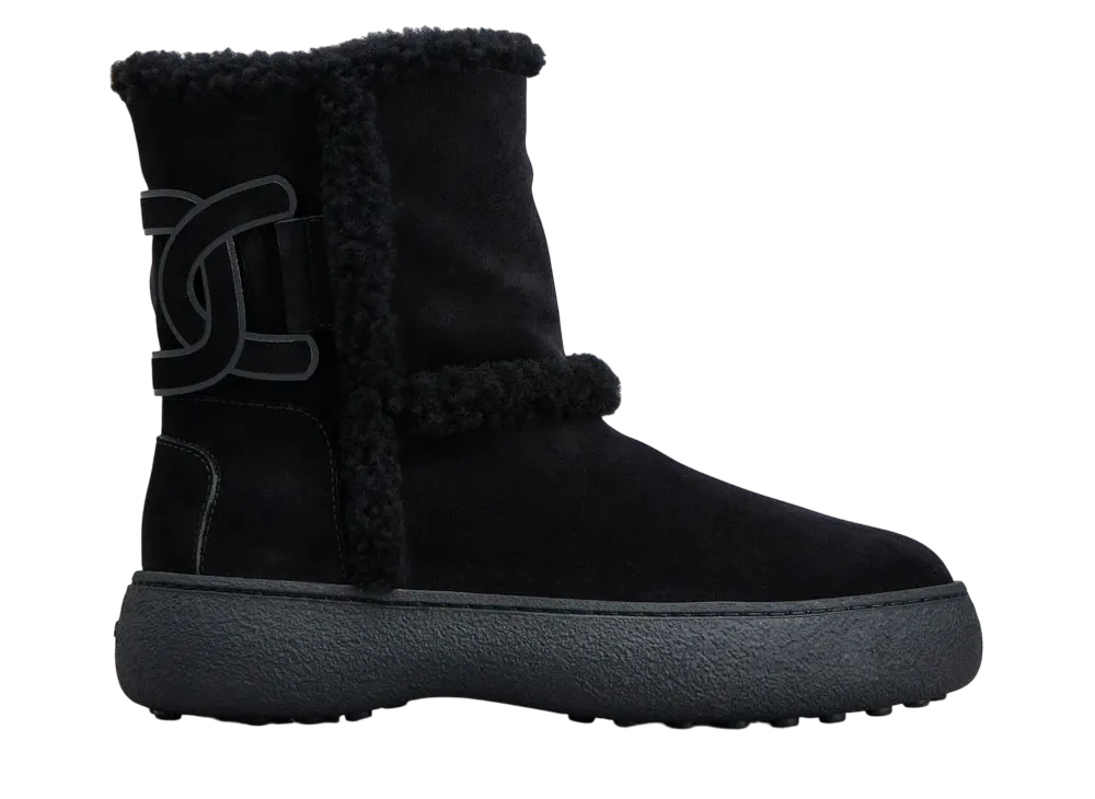 TOD'S Women's W.G. Suede Ankle Boots "Black"