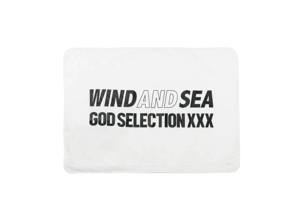 GOD SELECTION XXX x WIND AND SEA Blanket GX-A23-WSGD-02 "White"