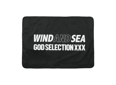 GOD SELECTION XXX x WIND AND SEA Blanket GX-A23-WSGD-02 "Black"