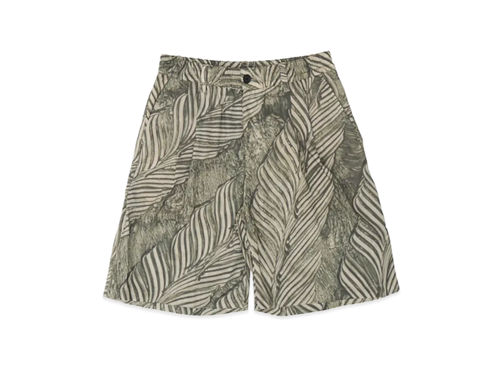 YOKE Leaf Pattern Printed Rayon 2Pleated Easy Shorts "Ivory"