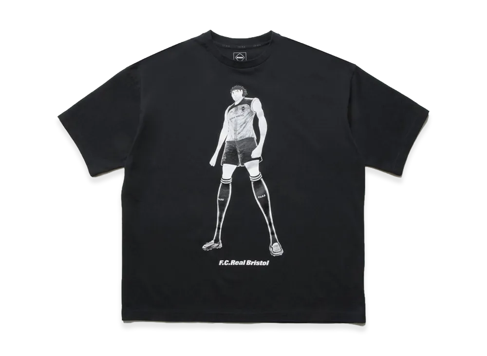 F.C.Real Bristol x Captain Tsubasa Kojiro Hyuga On The Front Baggy Tee "Black"