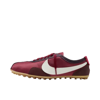 Nike Moon Shoe OG "Tough Red/Mystic Dates/Gum Light Brown/Sail"