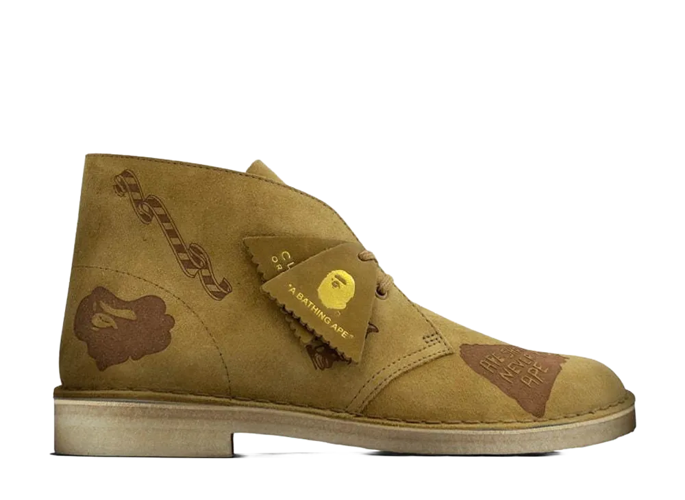 A BATHING APE × Clarks Desert Boot "Beige/Oak Embossed"