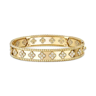 Van Cleef & Arpels Perlee clovers bracelet medium model "18K Yellow gold/Diamond"
