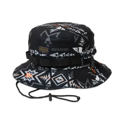 NEW ERA x Pendleton Adventure Fleece "Black"