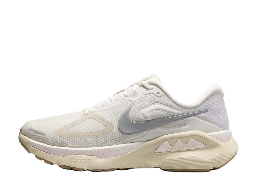 Nike Structure Plus "Light Khaki/Sail"