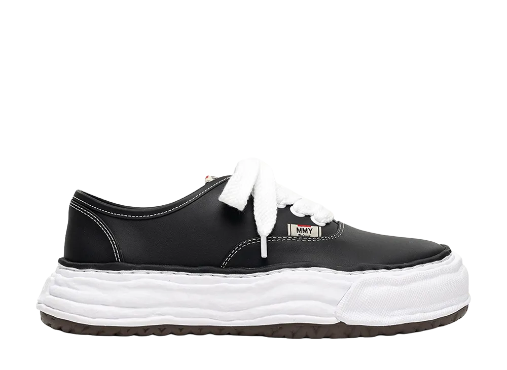 メゾンミハラヤスヒロ ベイカー26 オリジナルソールレザーローカットスニーカー "ブラック"