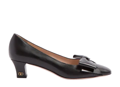 Valentino Garavani Women's Bowow Pumps "Black"
