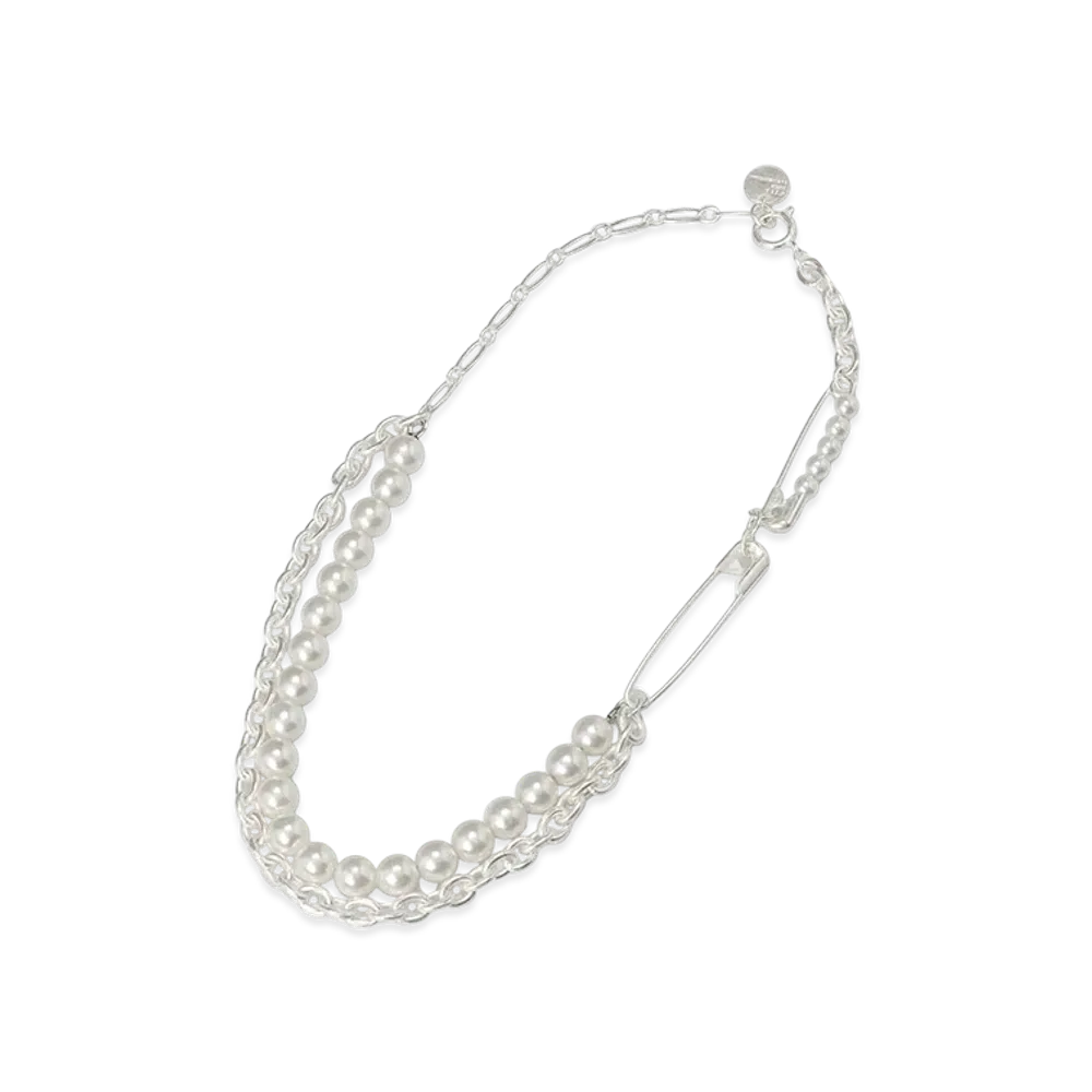 S'YTE Safety Pin Imitation Pearl Choker "White"
