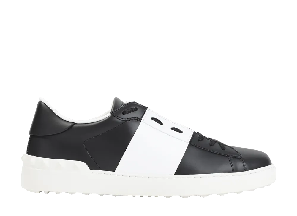 Valentino Garavani Sneakers "Black"