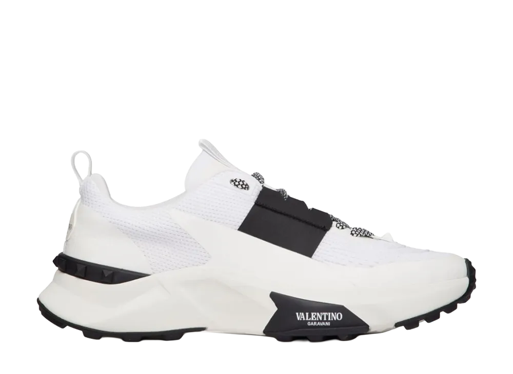 Valentino Garavani true Act Sneakers "White/Black"