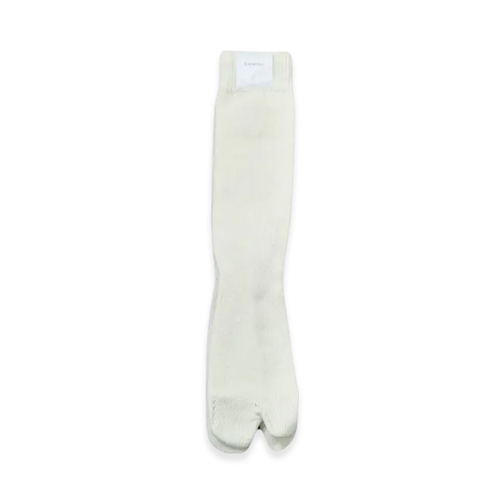 COMOLI Washi Wool Tabi Socks "Ecru"