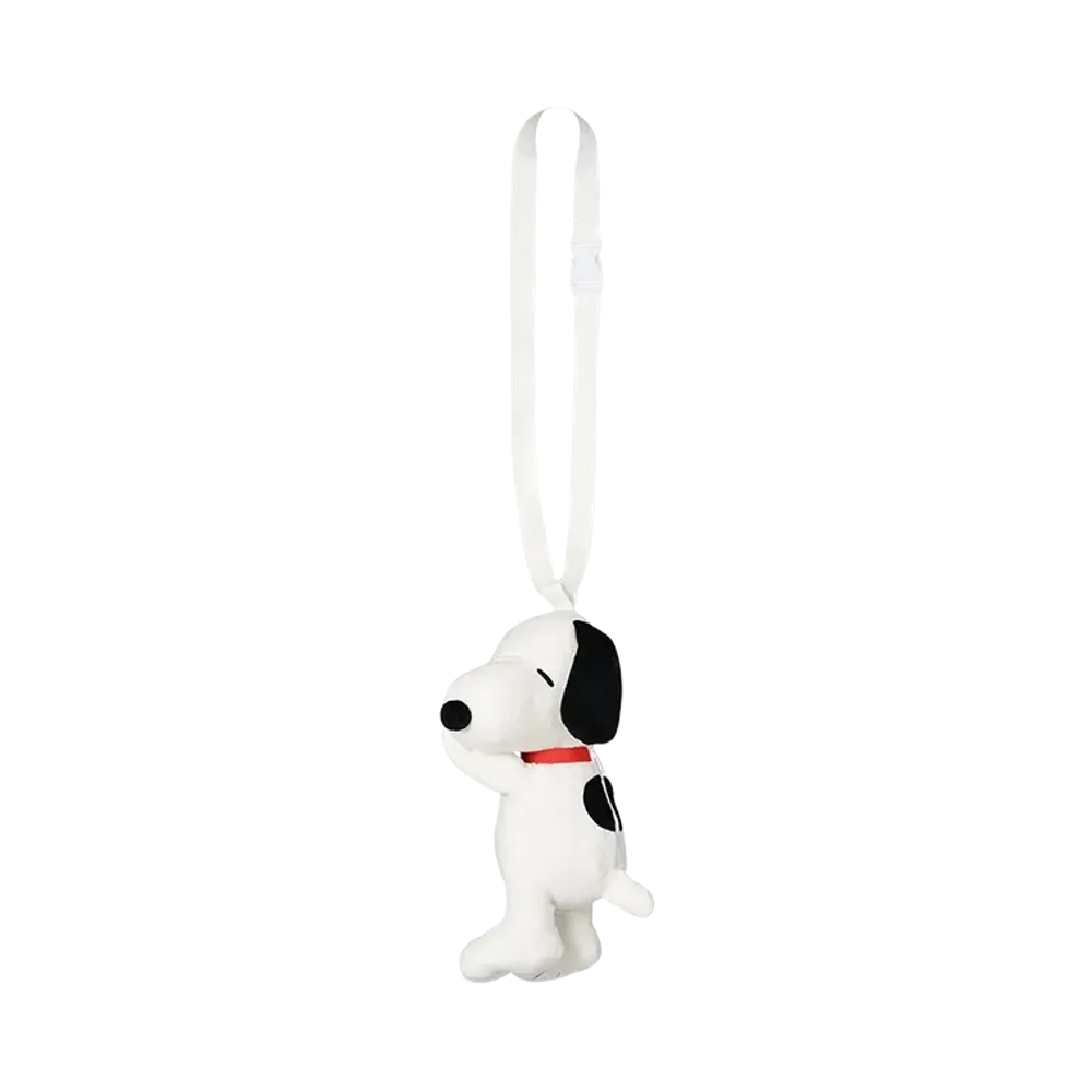 BANDAI "Ichiban Kuji" -PEANUTS ~SNOOPY & SIBLINGS~- Last One Prize SNOOPY Hug Pochet