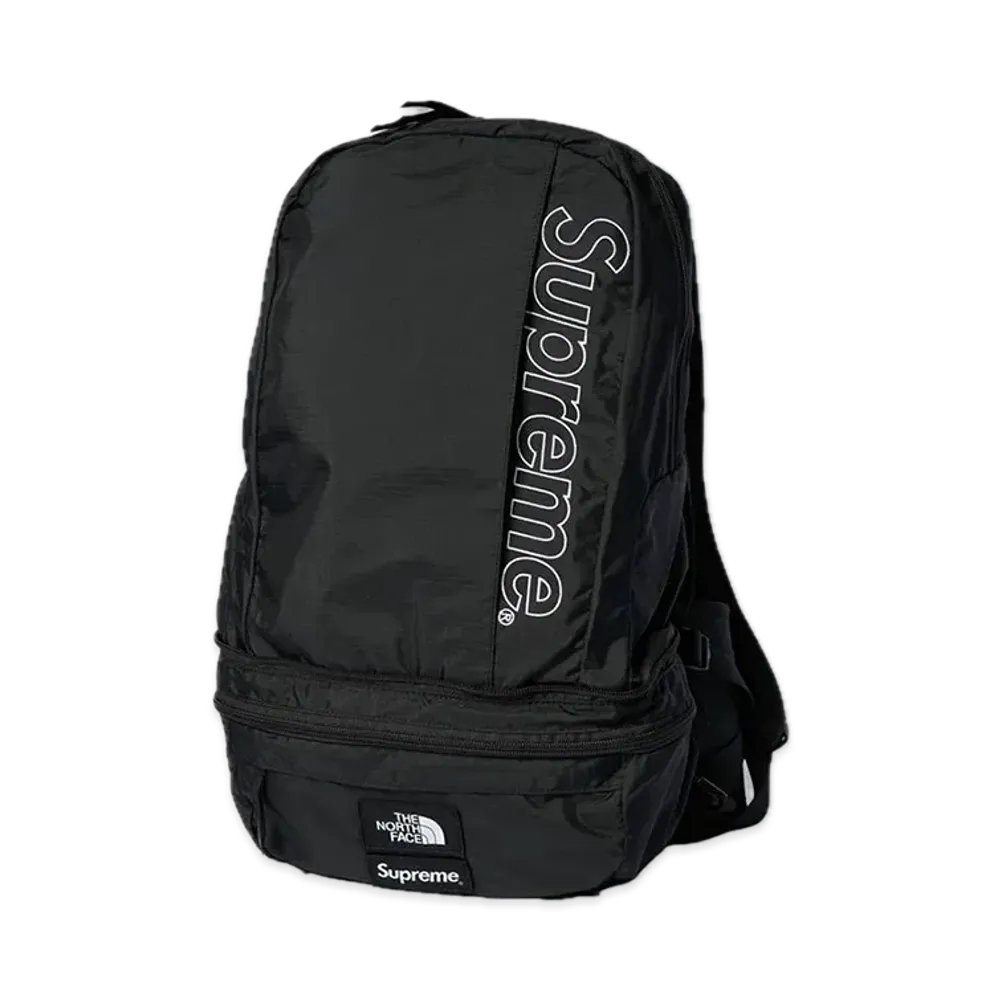 Supreme x The North Face Trekking Convertible Backpack + Waist Bag