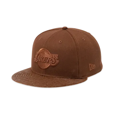 NEW ERA 59Fifty Year Of The Horse Los Angeles Lakers "Brown"