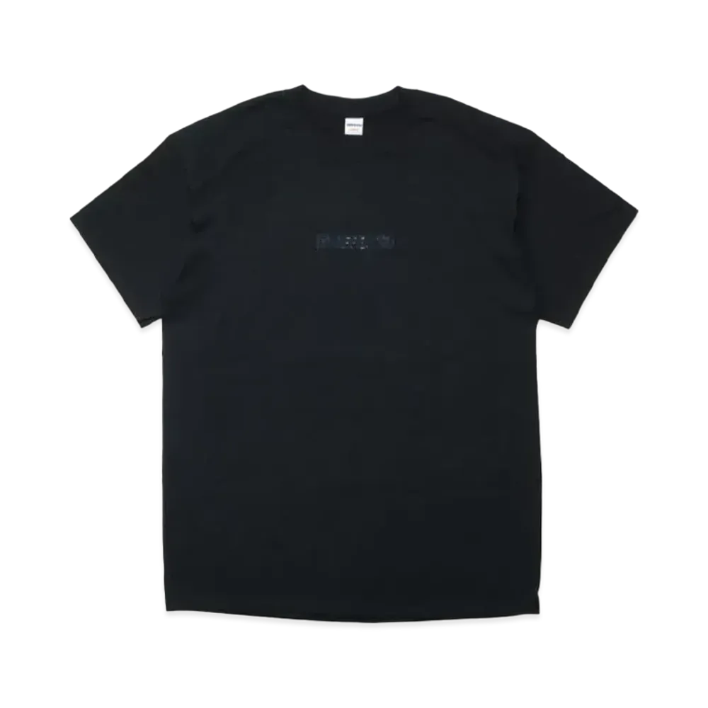 UNDEFEATED HOLOGRAPHIC LOGO S/S TEE - 180086 "Black"