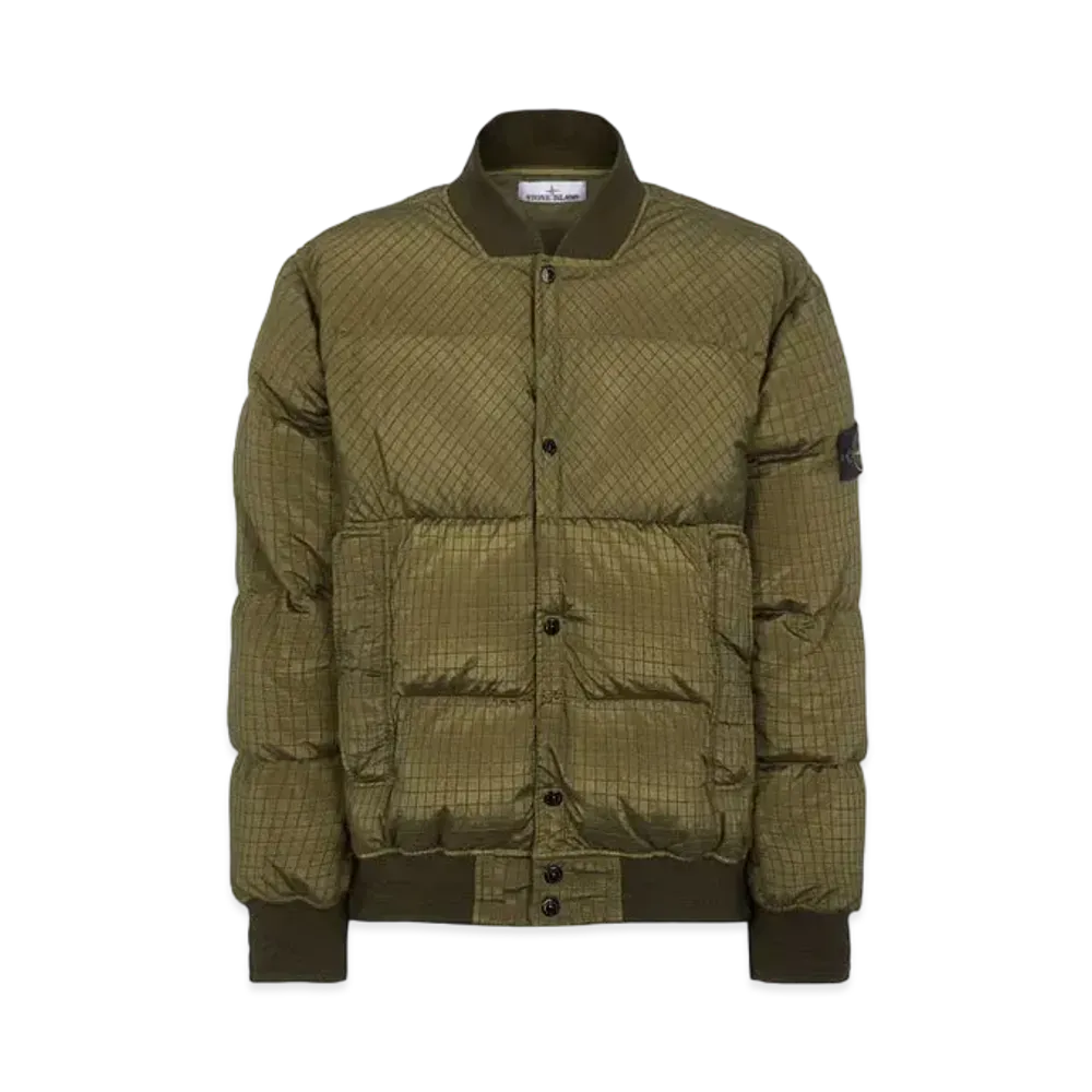 Stone Island 43232 Macro Ripstop Nylon Metal in Econyl Regenerated Nylon Down-TC "Olive Green"