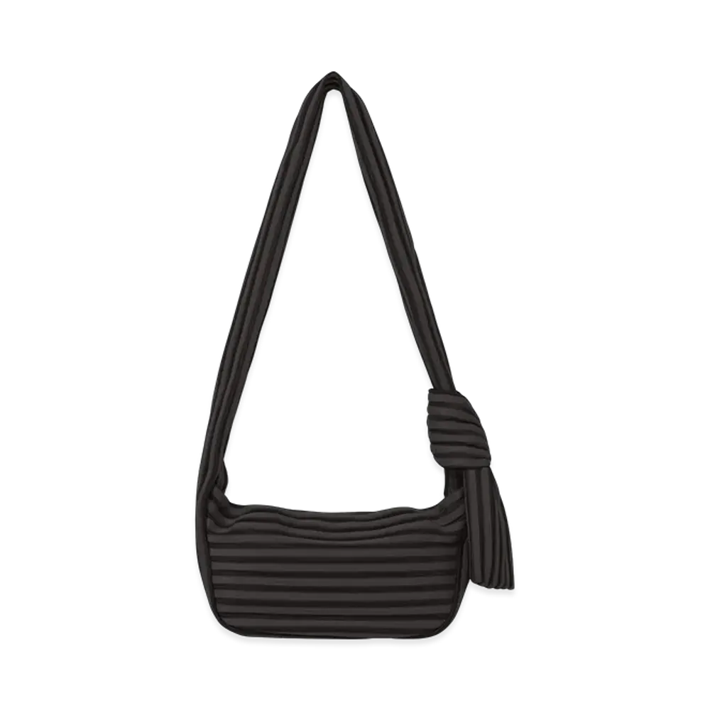 ISSEY MIYAKE Linear Knit Bag-56 "Black"