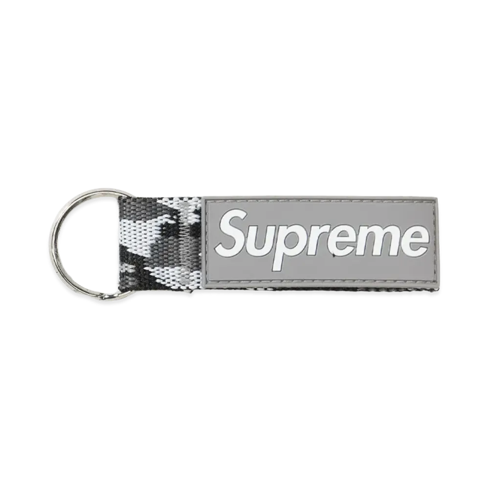 Supreme Webbing Keychain (26SS) "Snow Camo"