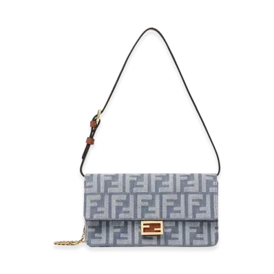 FENDI Women's Baguette Sholder Wallet On Chain "Light Blue"