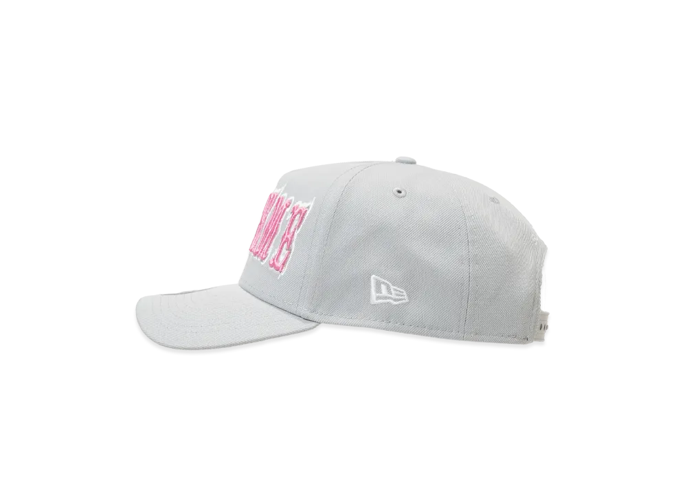 Supreme Gothic Outline Adjustable New Era 