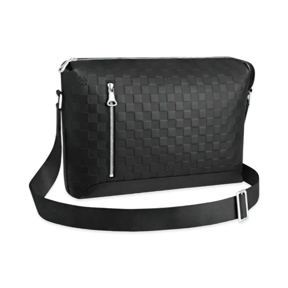 Louis Vuitton Discovery Messenger MM Damier Infini
