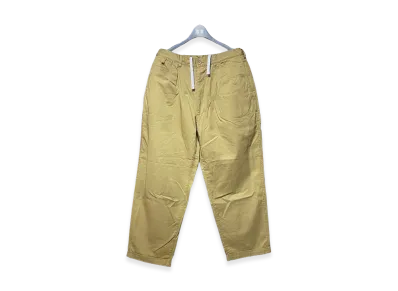 BROCHURE 1P Chino "Beige"