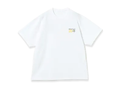 BEAMS x MOUNTAIN HARDWEAR BEAMS Logo Tee "White"