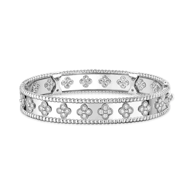 Van Cleef & Arpels Perlee clovers bracelet medium model "18K White gold/Diamond"