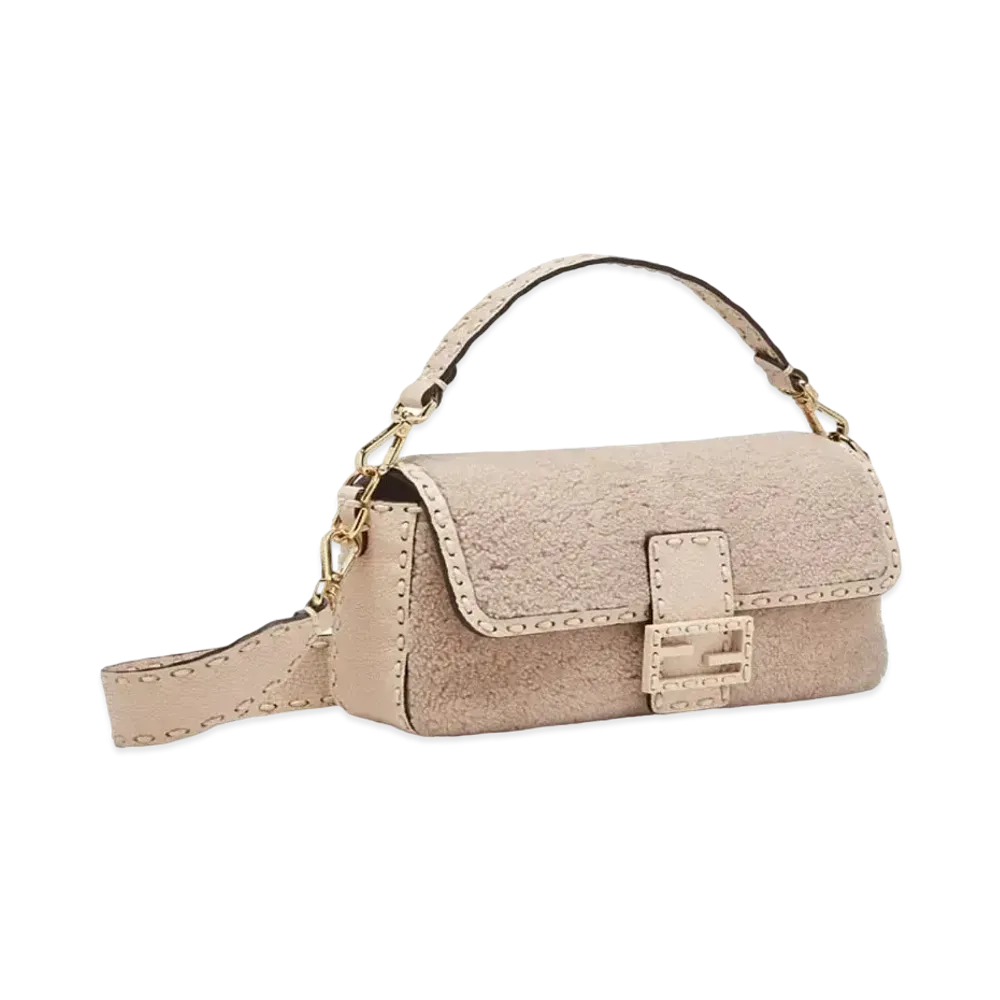 FENDI Baguette Sheepskin Bag "Pink"