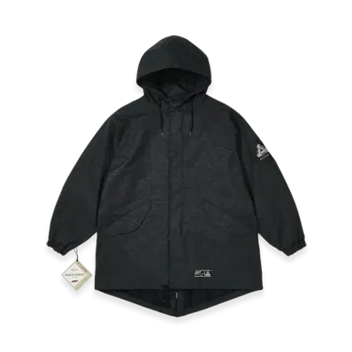 PALACE Gore-Tex Windstopper P51 Parka "Black"