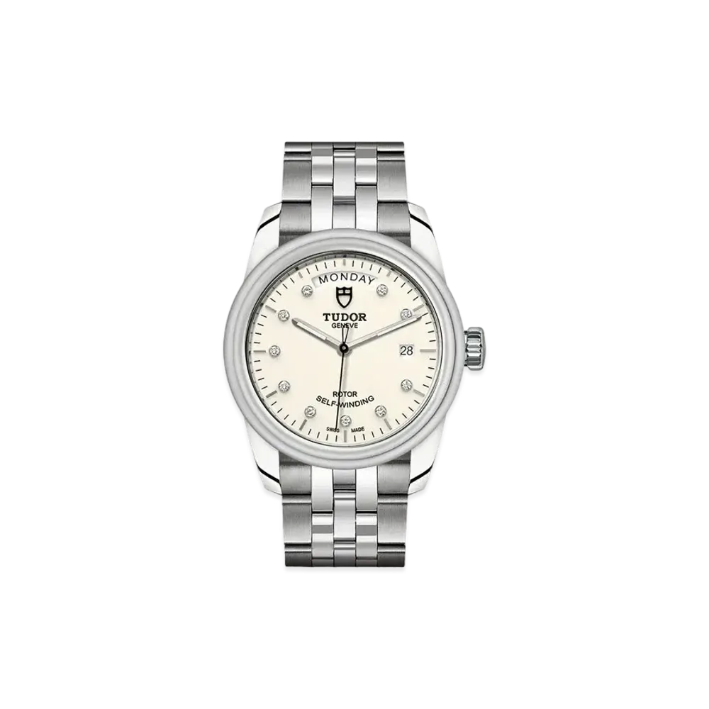 TUDOR GLAMOUR DATE + DAY
