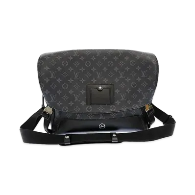 Fragment x Louis Vuitton Monogram Eclipse Voyage MM