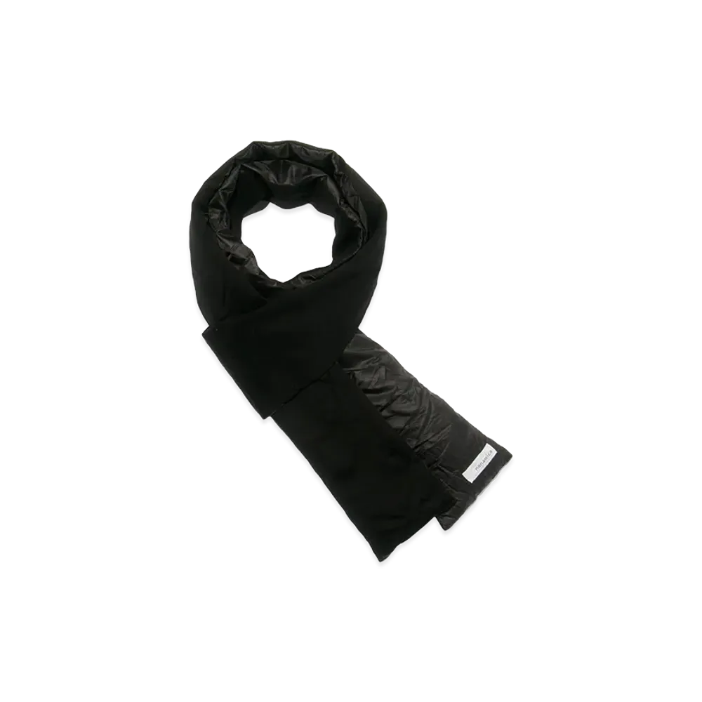 nanamica Down Muffler "Black"