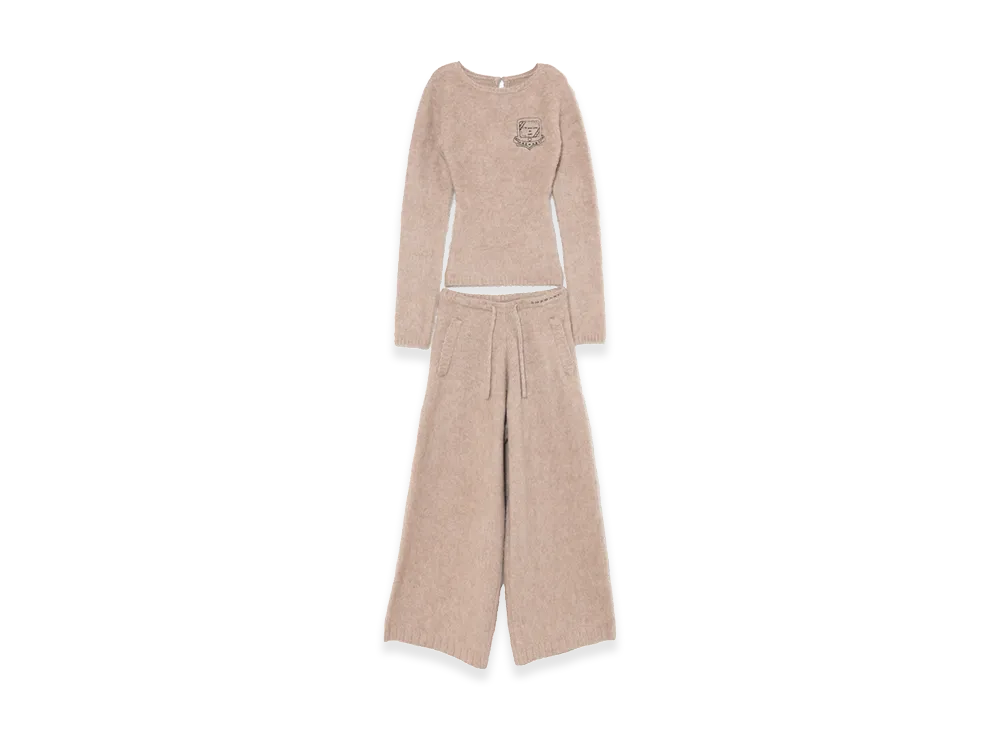 ANDMARY Women's Emblem Set Up "Beige"