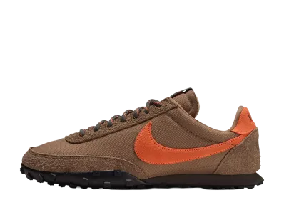 Nike Waffle Racer '26 "Golden Beige/Total Orange"