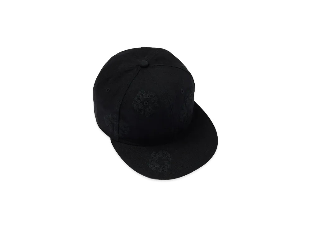 DENIM TEARS New Era Mono Wreath Canvas Fitted "Black"