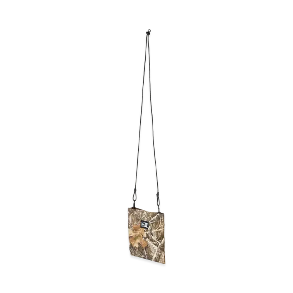 NEW ERA Flat Neck Pouch 0.6L Box Logo "Real Tree Camo"