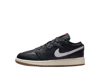 Nike GS Air Jordan 1 Low SE "Off Noir/University Red"