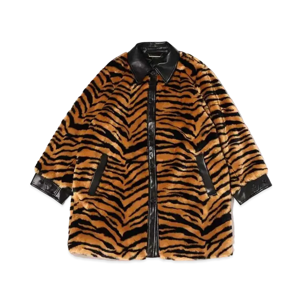 atmos pink Docking Fur Coat "Zebra"