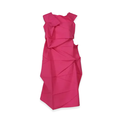 132 5. ISSEY MIYAKE No.2 "Magenta"