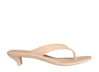 GUCCI Women's Vittoria Thong Sandal "Beige Rubber"
