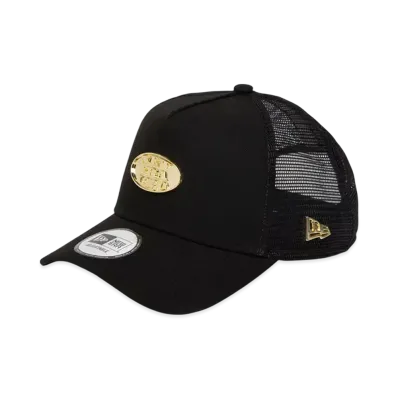 NEW ERA 9Forty A-Frame Tracker Metal Plate "Black/Gold"