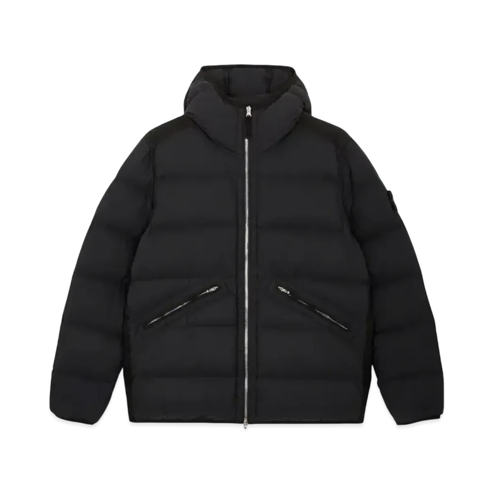 Stone Island 43128 Seamless Tunnel Nylon Down -TC "Black"