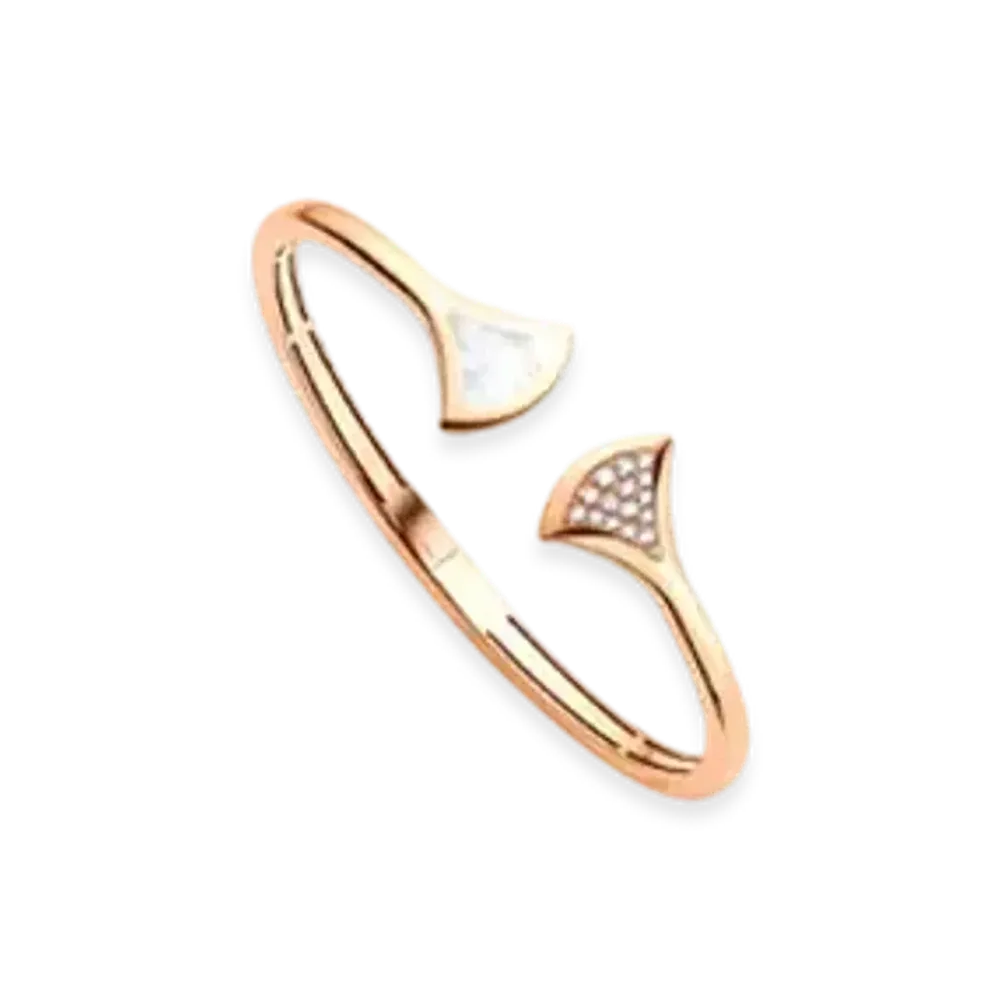 BVLGARI Divas' Dream Ring With Pave Diamonds and Mother of Pearl "Pink Gold"