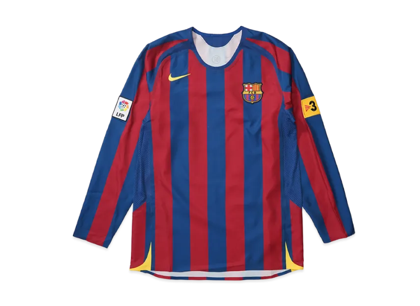 Nike FC Barcelona 2005/06 Reissue Ronaldinho Replica Long Sleeve Nike FC Barcelona 2005/06 Reissue Ronaldinho Replica Long Sleeve