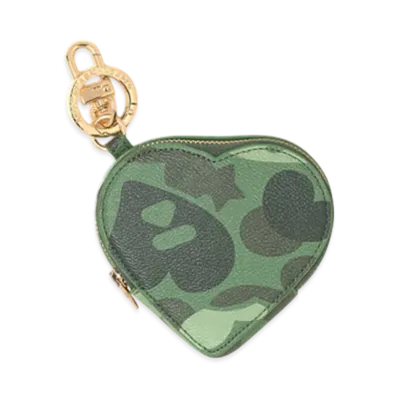 A BATHING APE APEE Camo Heart Coins Bag "Green"